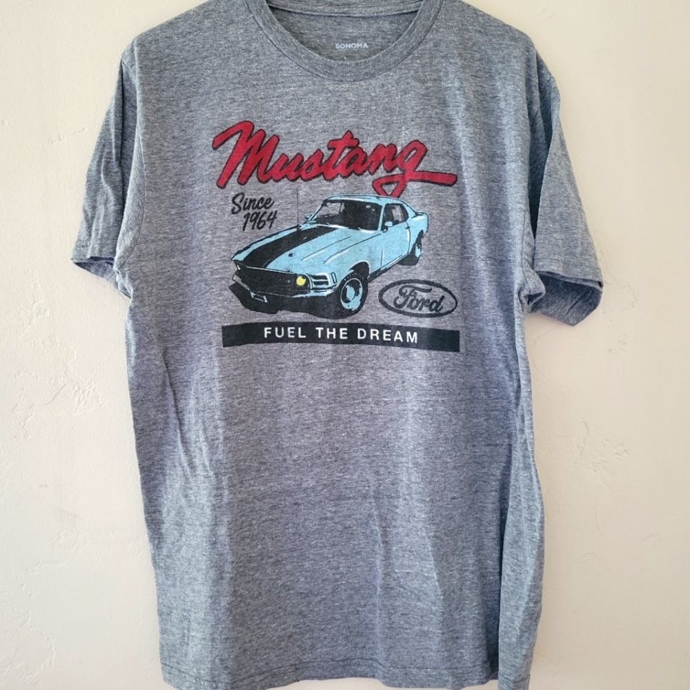MUSTANG LARGE GRAPHIC GRAY T-SHIRT